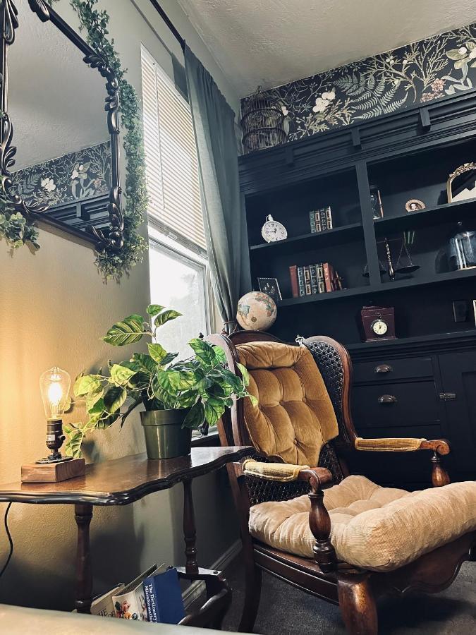 Mr. Mcgregor'S Garden Apartment Salem Exterior photo